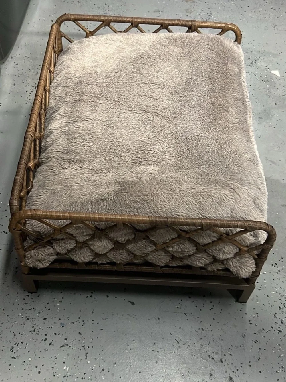 Square Pet Bed with Soft Cushion NEW